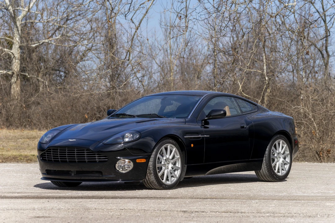 2006 Aston Martin Vanquish 1st Gen - Image 9 of 31