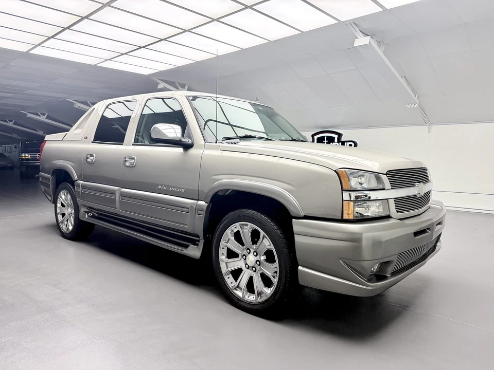 2006 Chevrolet Avalanche - Image 5 of 31