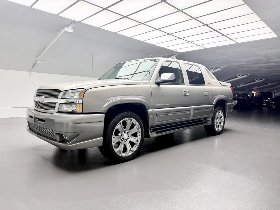 2006 Chevrolet Avalanche - Image 14 of 31