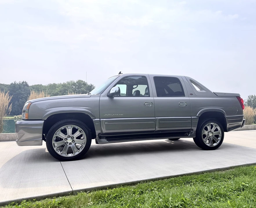 2006 Chevrolet Avalanche - Image 19 of 31