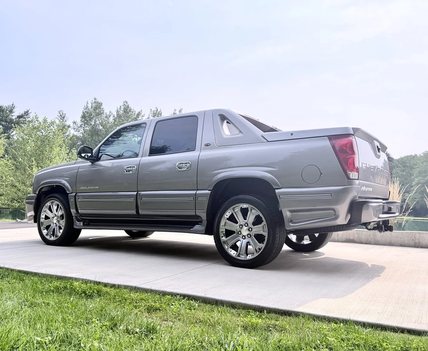 2006 Chevrolet Avalanche - Image 24 of 31