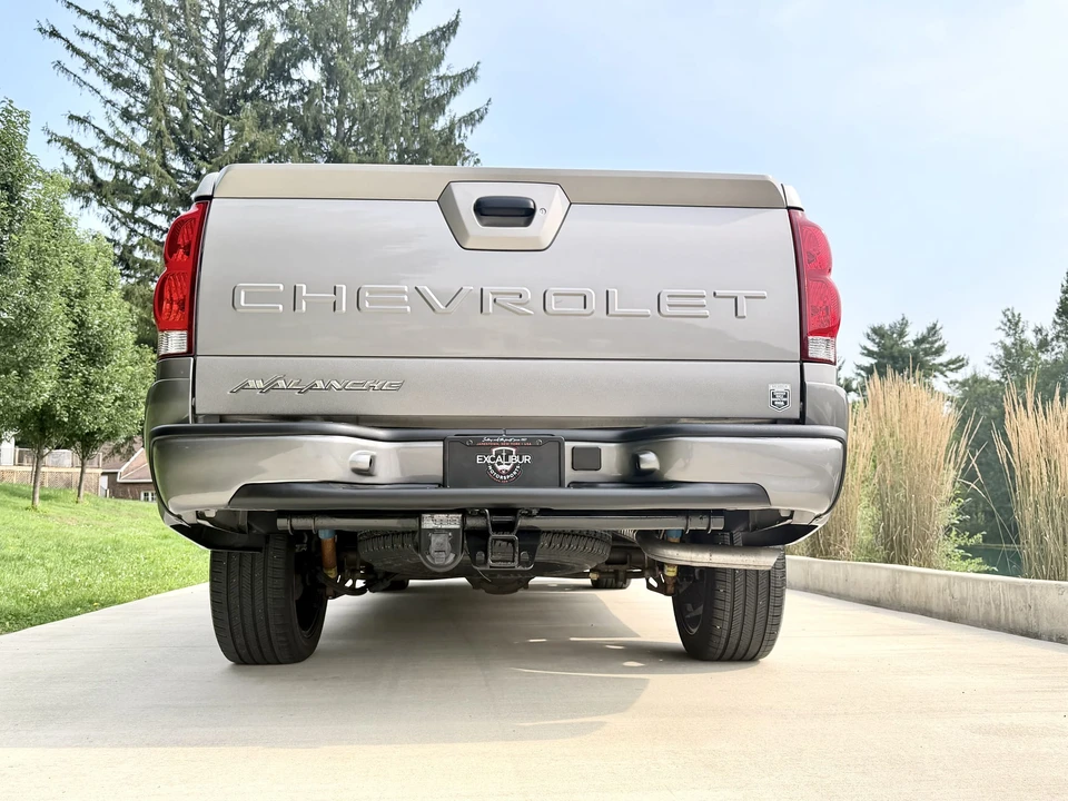 2006 Chevrolet Avalanche - Image 29 of 31