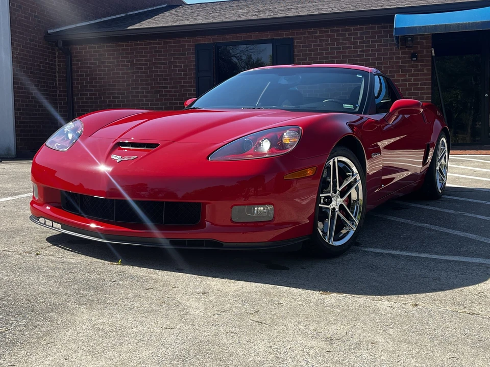 2006 Chevrolet Corvette C6 Z06 - Image 2 of 31