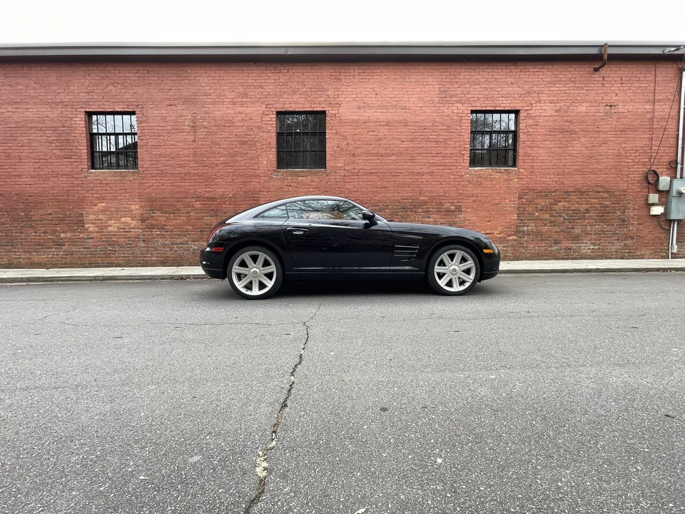 2006 Chrysler Crossfire - Image 7 of 31