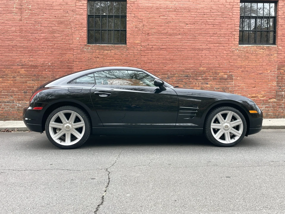 2006 Chrysler Crossfire - Image 8 of 31