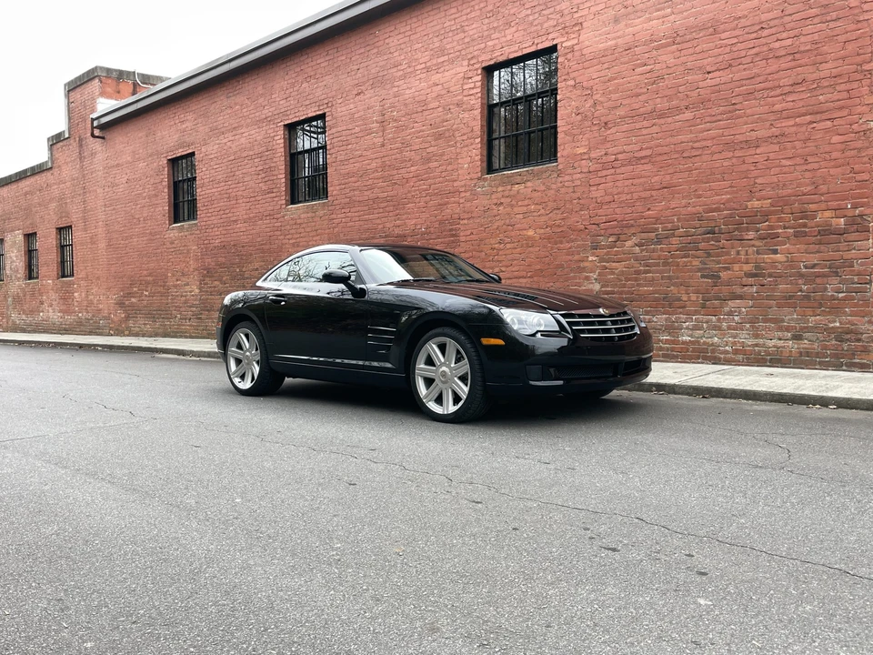 2006 Chrysler Crossfire - Image 2 of 31