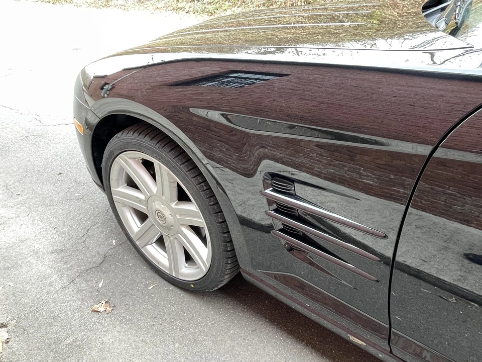 2006 Chrysler Crossfire - Image 27 of 31