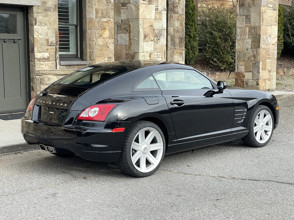 2006 Chrysler Crossfire - Image 13 of 31