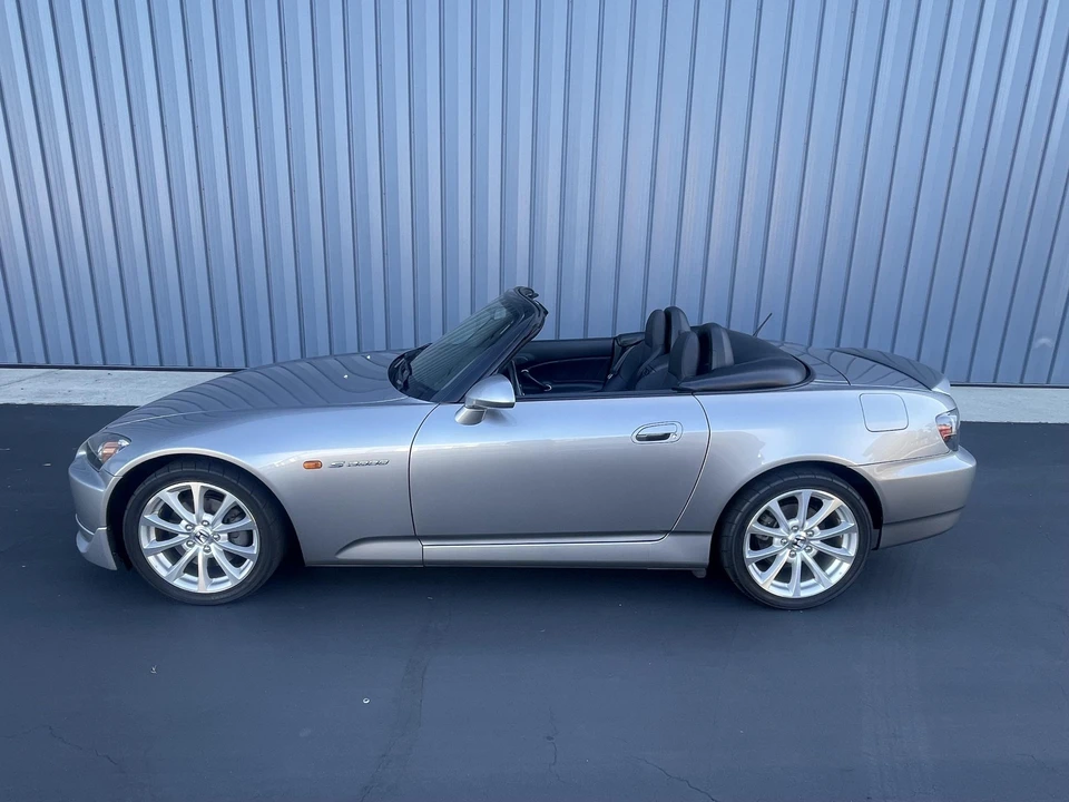 2006 Honda AP2 S2000 - Image 8 of 31