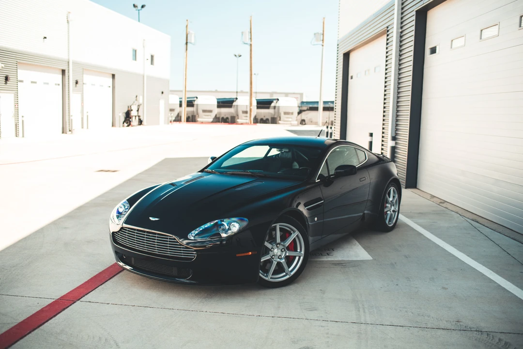 2007 Aston Martin V8 Vantage (2006-2017) - Image 13 of 31