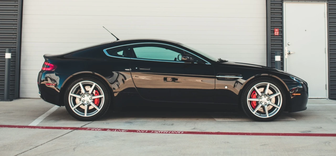 2007 Aston Martin V8 Vantage (2006-2017) - Image 24 of 31
