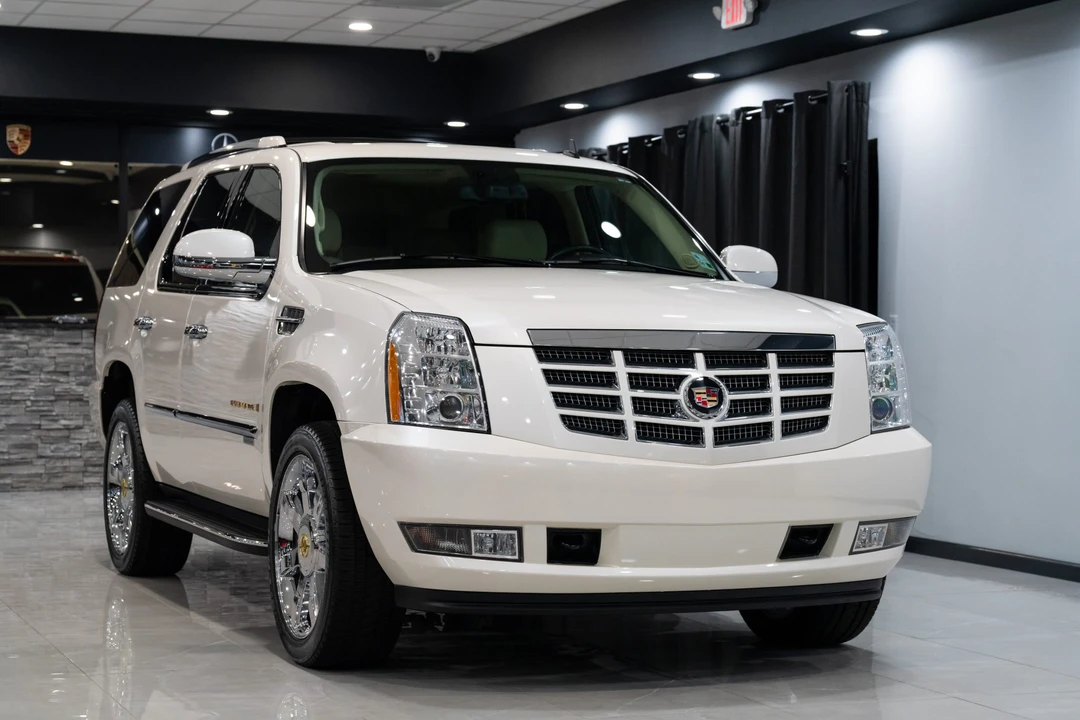 2007 Cadillac Escalade & EXT 3rd Gen - Image 5 of 31