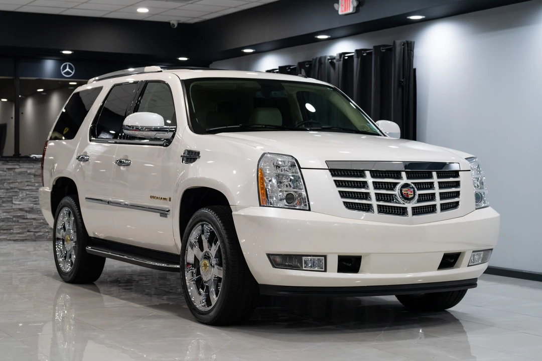 2007 Cadillac Escalade & EXT 3rd Gen - Image 4 of 31