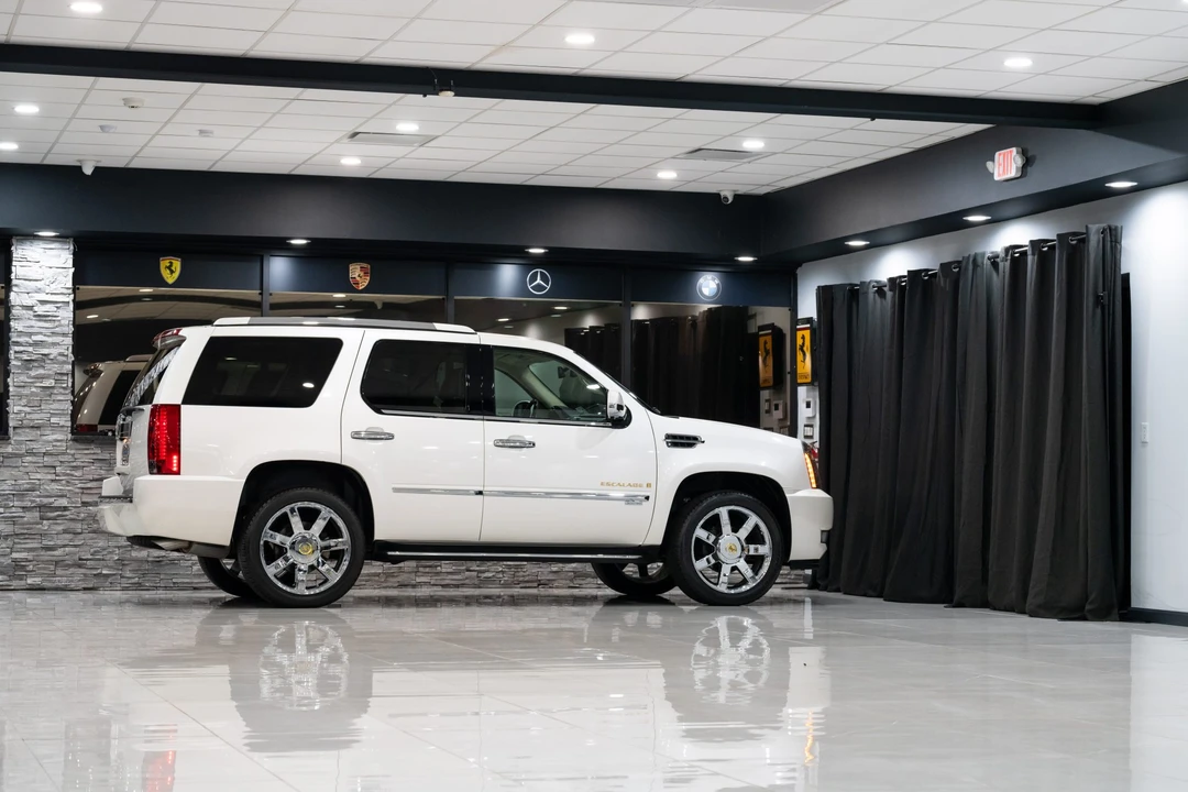 2007 Cadillac Escalade & EXT 3rd Gen - Image 13 of 31