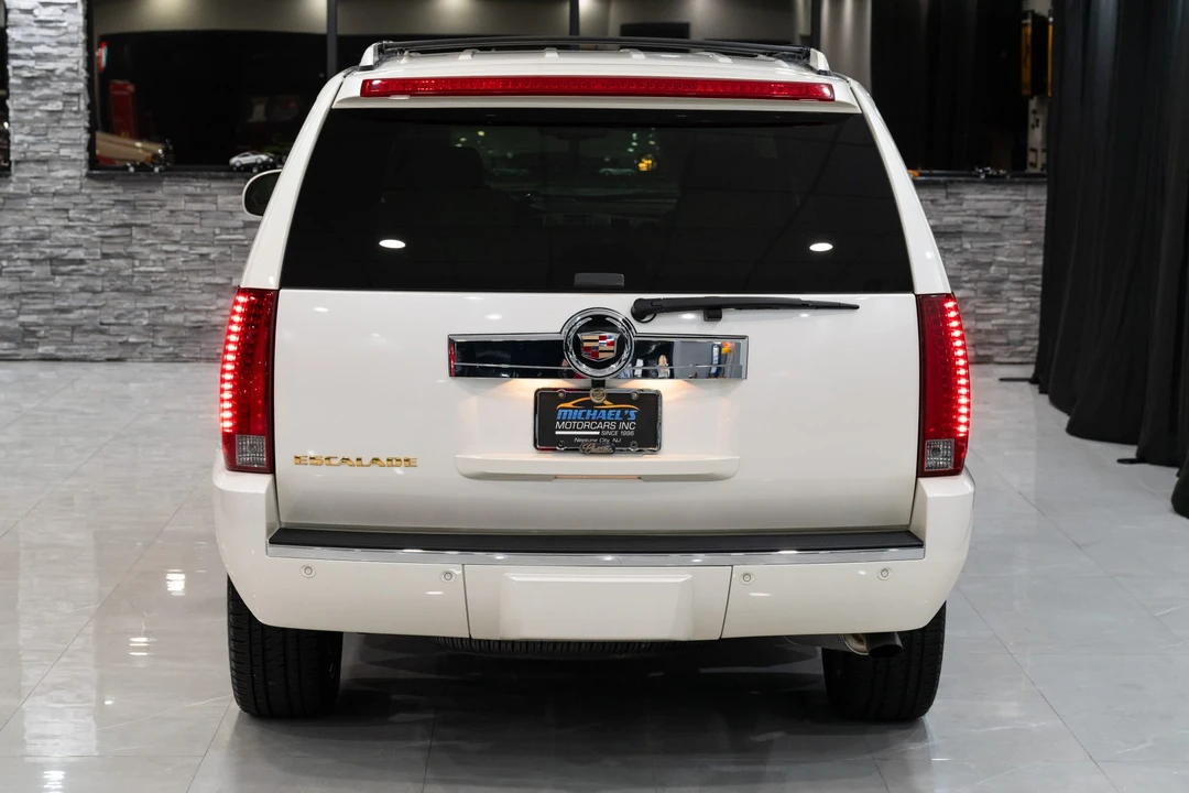 2007 Cadillac Escalade & EXT 3rd Gen - Image 25 of 31
