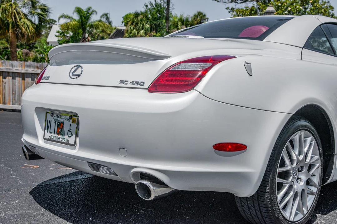 2007 Lexus SC430 - Image 16 of 31
