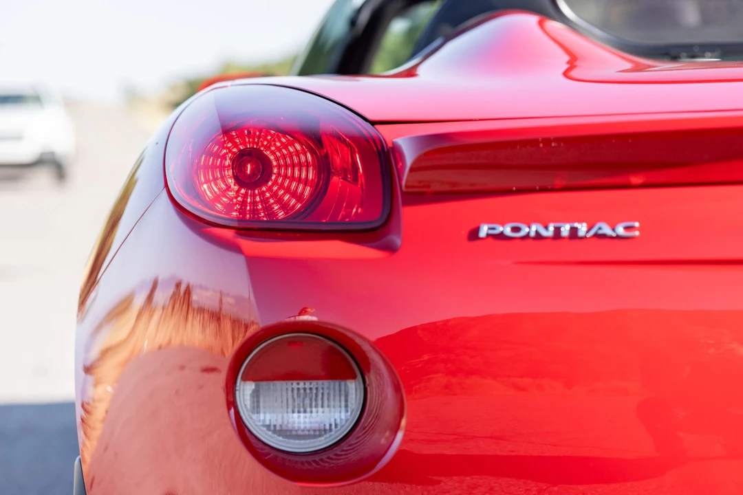 2007 Pontiac Solstice GXP - Image 25 of 31