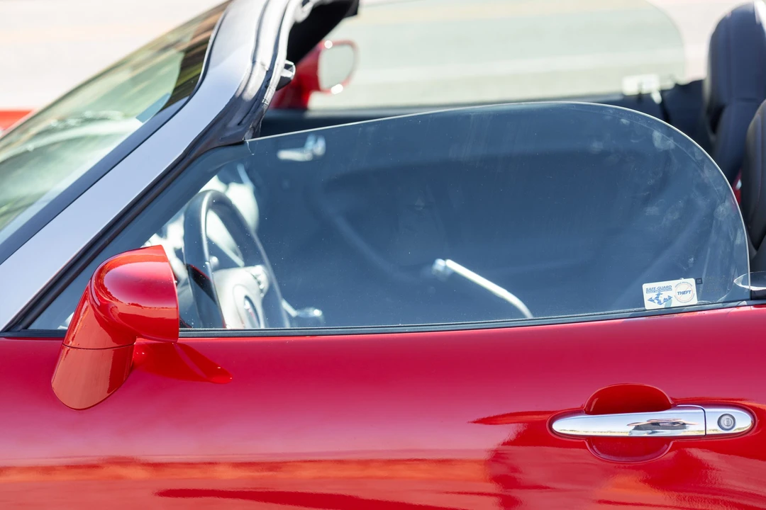 2007 Pontiac Solstice GXP - Image 28 of 31