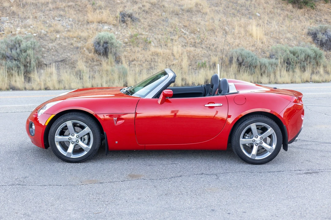 2007 Pontiac Solstice GXP - Image 19 of 31