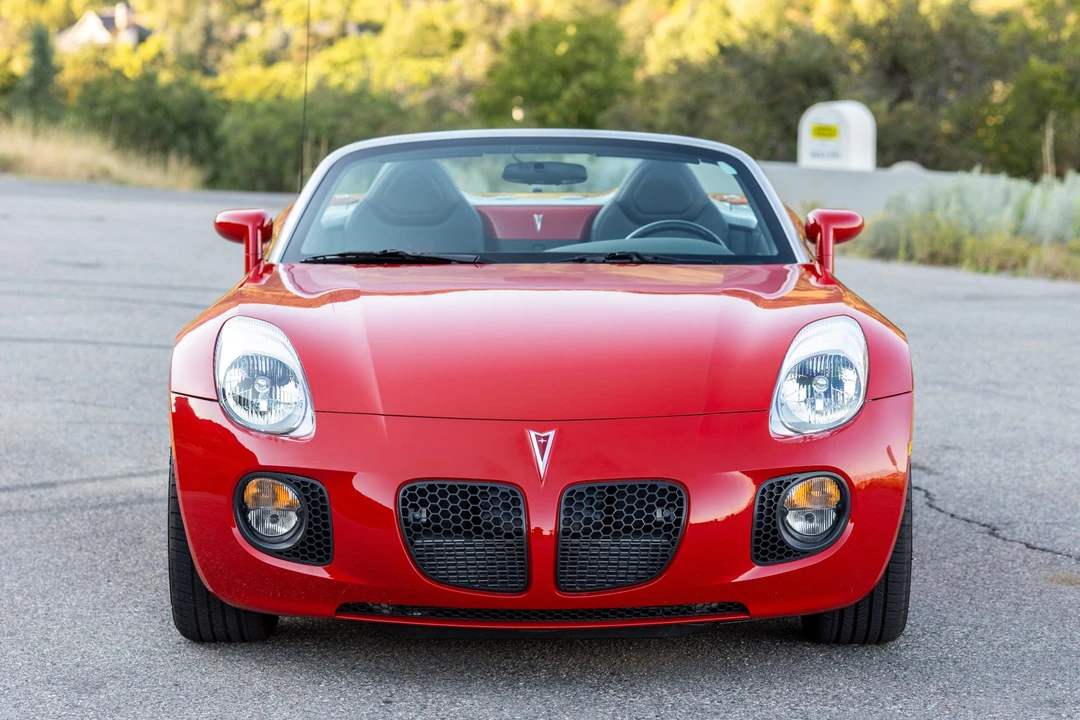 2007 Pontiac Solstice GXP - Image 3 of 31