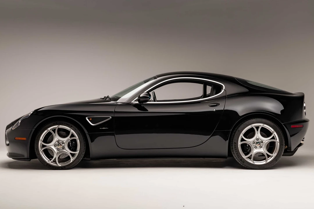 2008 Alfa Romeo 8C Competizione - Image 3 of 31
