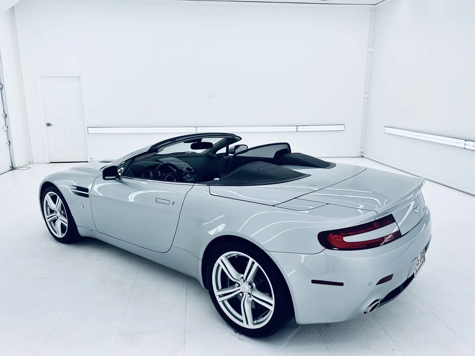 2008 Aston Martin V8 Vantage (2006-2017) - Image 13 of 31