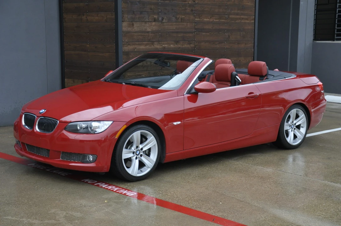 2008 BMW E93 335i Convertible - Image 16 of 31