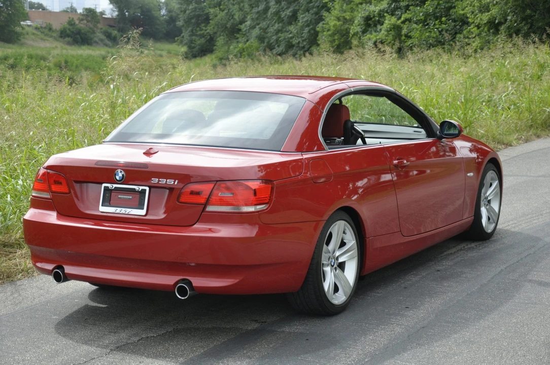 2008 BMW E93 335i Convertible - Image 8 of 31