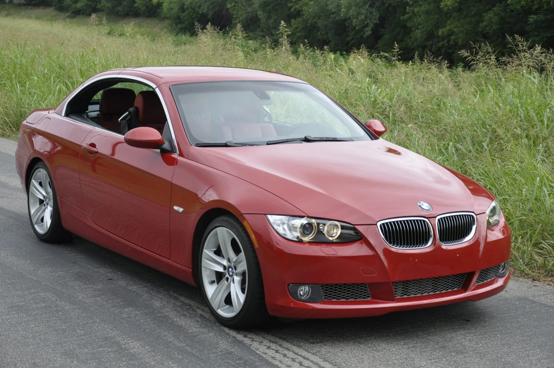 2008 BMW E93 335i Convertible - Image 5 of 31