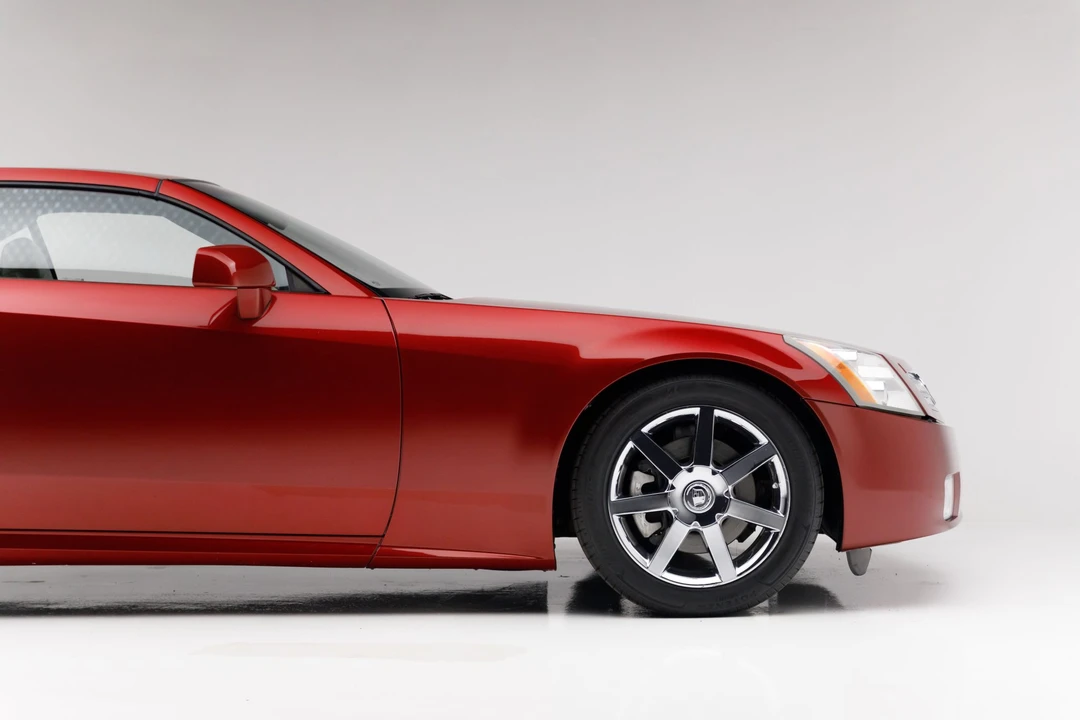2008 Cadillac XLR - Image 26 of 31