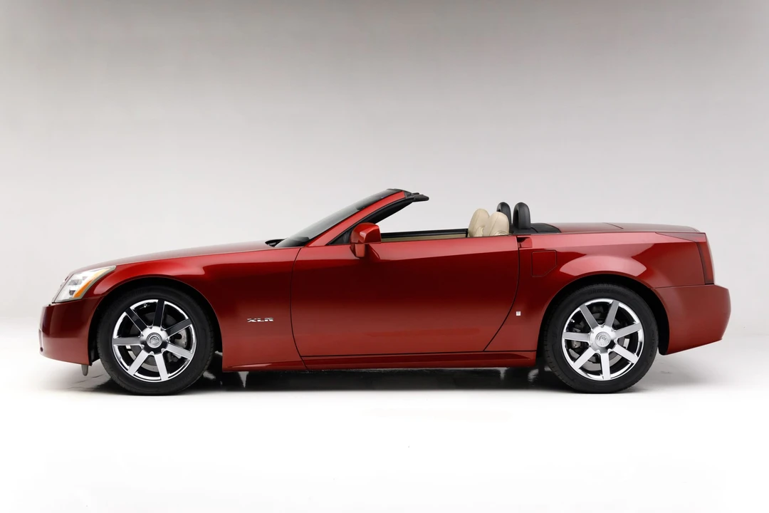 2008 Cadillac XLR - Image 4 of 31