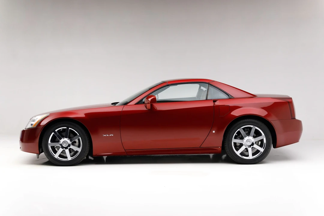 2008 Cadillac XLR - Image 15 of 31