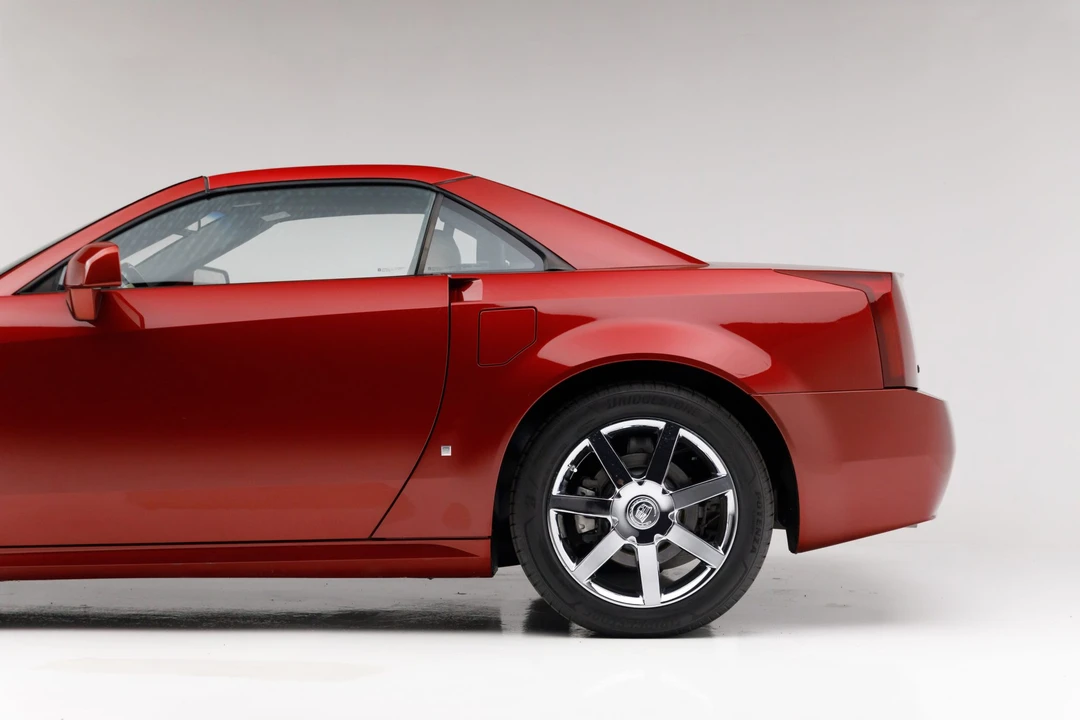 2008 Cadillac XLR - Image 24 of 31