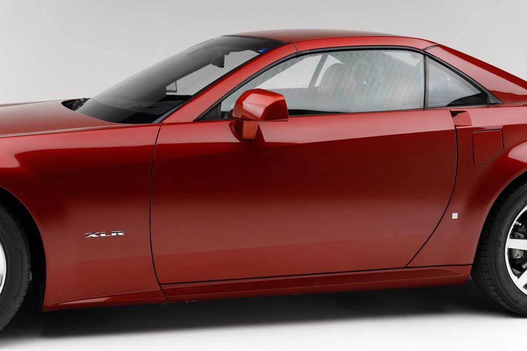 2008 Cadillac XLR - Image 29 of 31