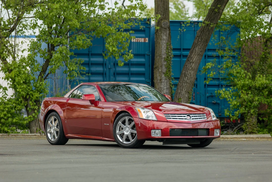 2008 Cadillac XLR - Image 29 of 31