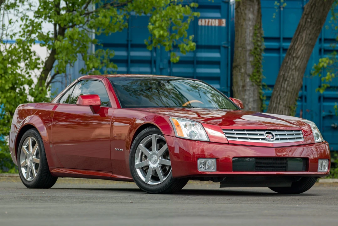 2008 Cadillac XLR - Image 26 of 31