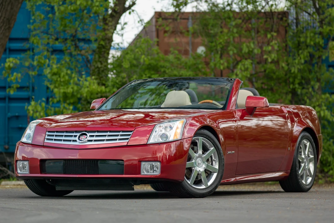 2008 Cadillac XLR - Image 5 of 31