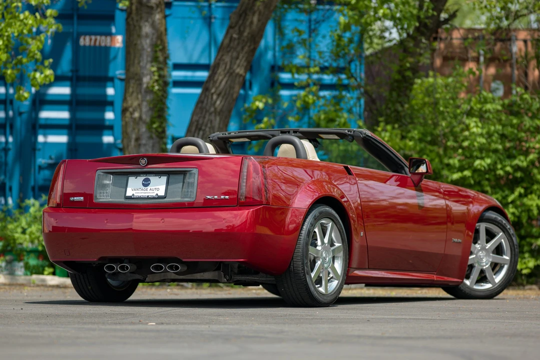 2008 Cadillac XLR - Image 19 of 31