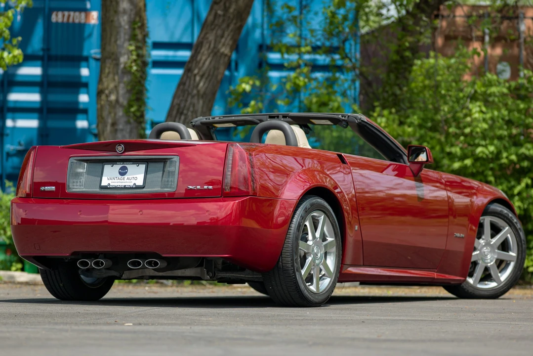 2008 Cadillac XLR - Image 18 of 31
