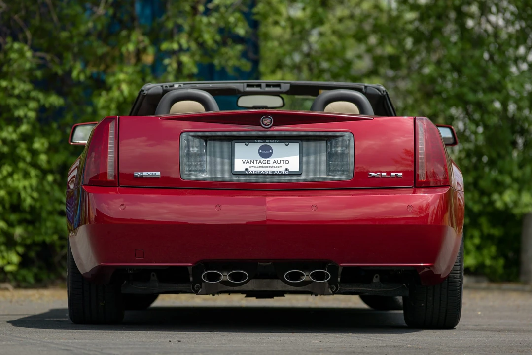 2008 Cadillac XLR - Image 16 of 31