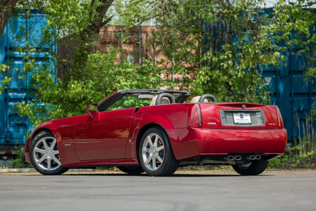 2008 Cadillac XLR - Image 11 of 31