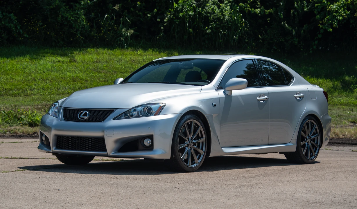 2008 Lexus IS F 2nd Gen - Image 2 of 31
