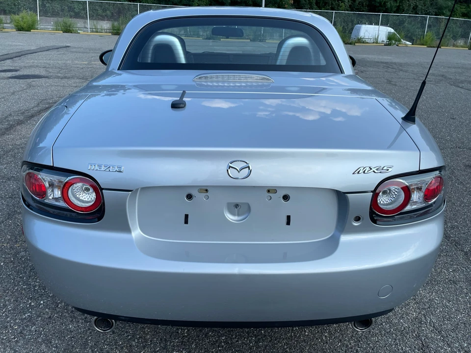 2008 Mazda NC MX-5 Miata - Image 16 of 31