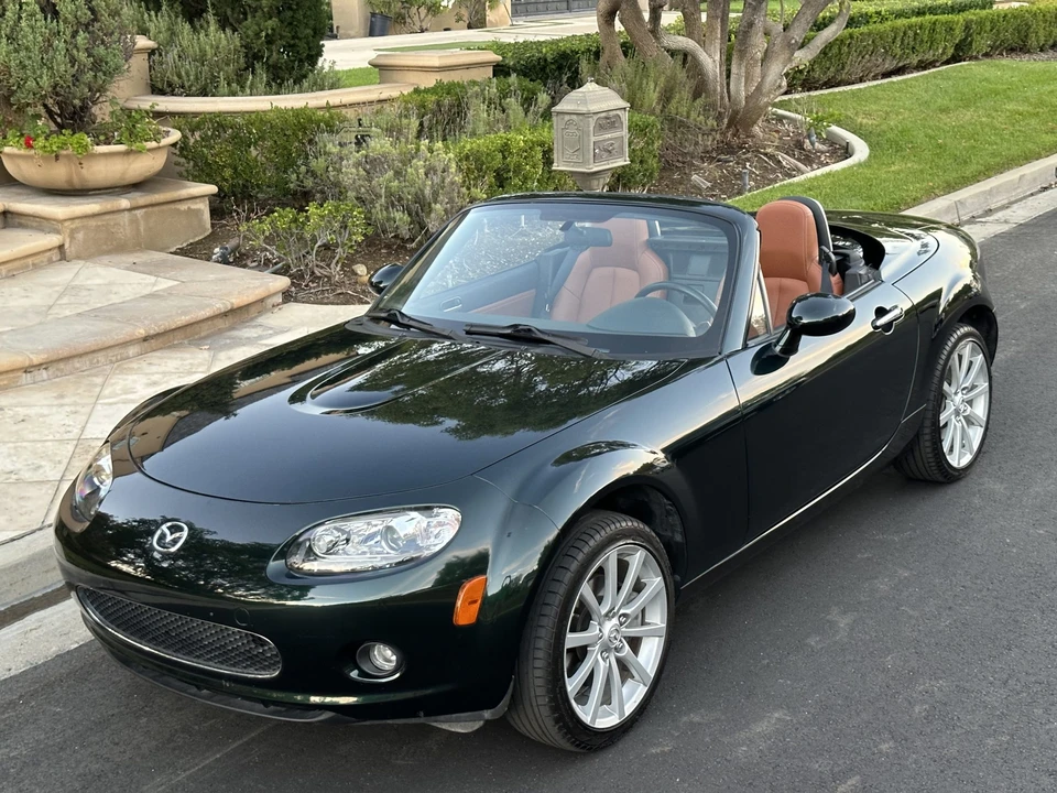 2008 Mazda NC MX-5 Miata - Image 2 of 31