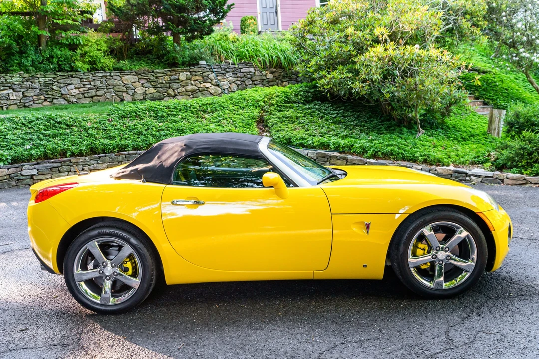 2008 Pontiac Solstice GXP - Image 12 of 31