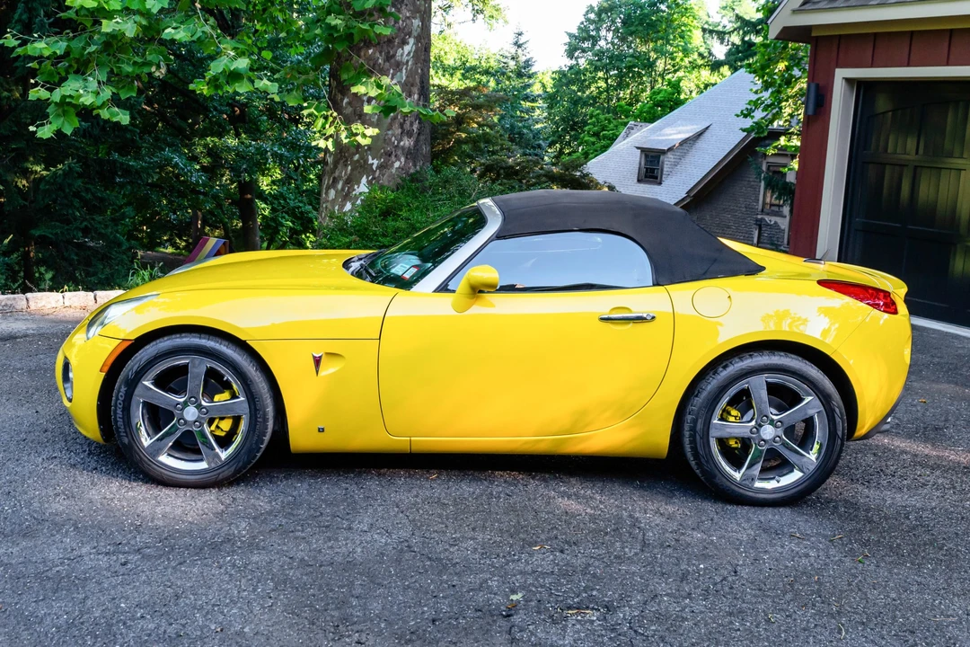 2008 Pontiac Solstice GXP - Image 16 of 31