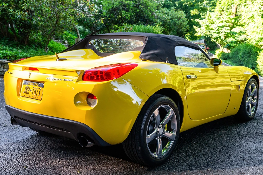 2008 Pontiac Solstice GXP - Image 13 of 31