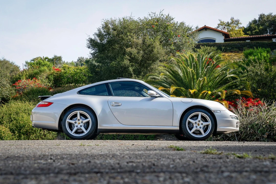 2008 Porsche 997 Carrera 4 - Image 18 of 31