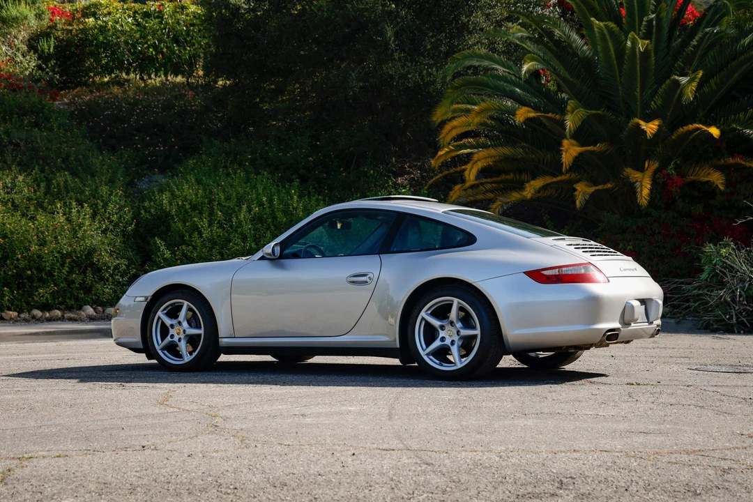 2008 Porsche 997 Carrera 4 - Image 8 of 31