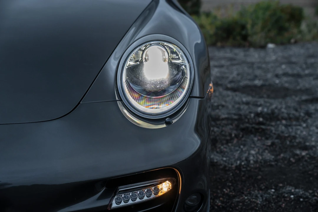 2008 Porsche 997 Turbo - Image 28 of 31